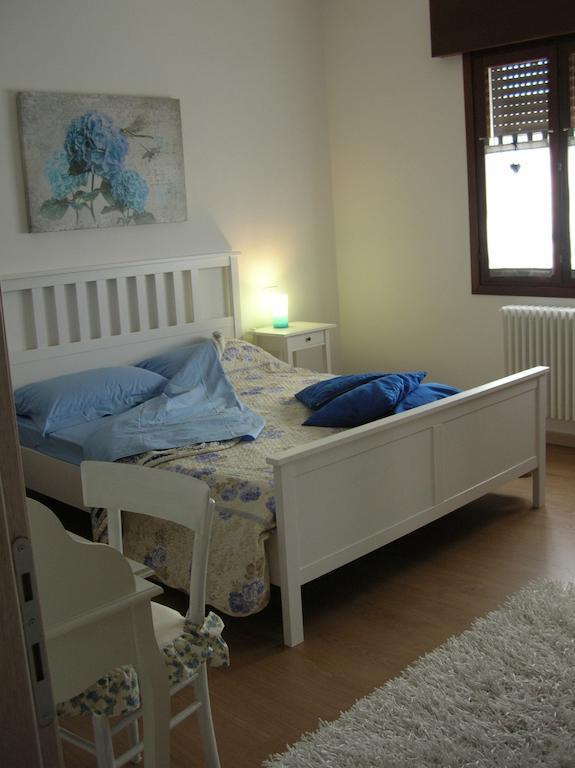 B&B Ai Ciliegi Mogliano Veneto Ruang foto